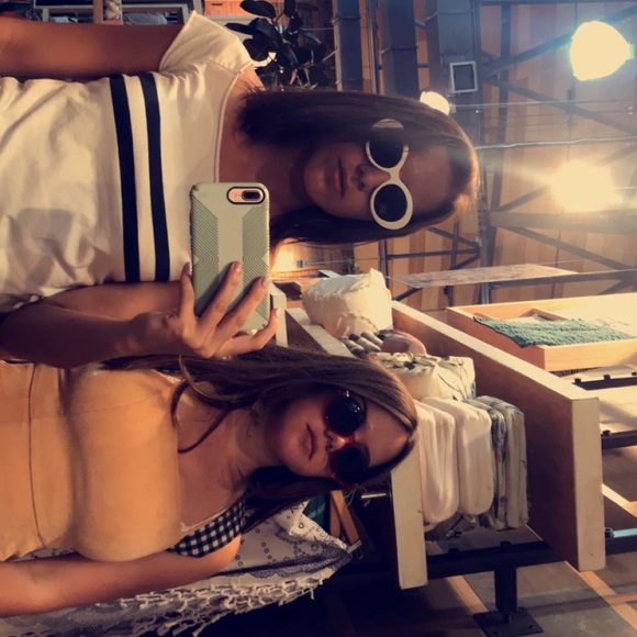 Meet your Posher, Tylar - Picture 1 of 1